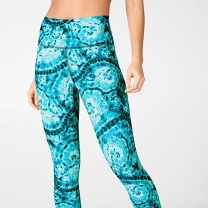 Fabletics Tide Pool Leggings NWT